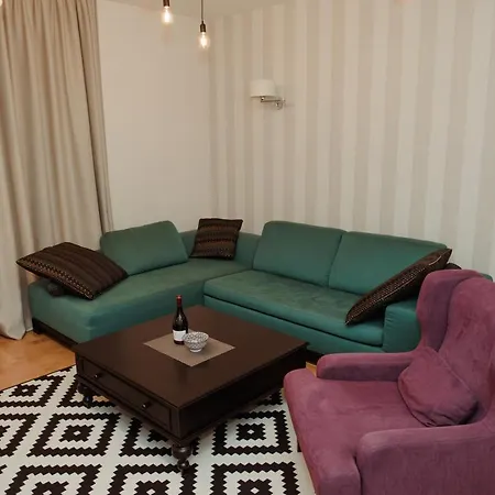 Opera 1 Apartment Subotica