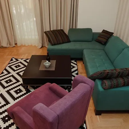 Opera 1 Apartment Subotica